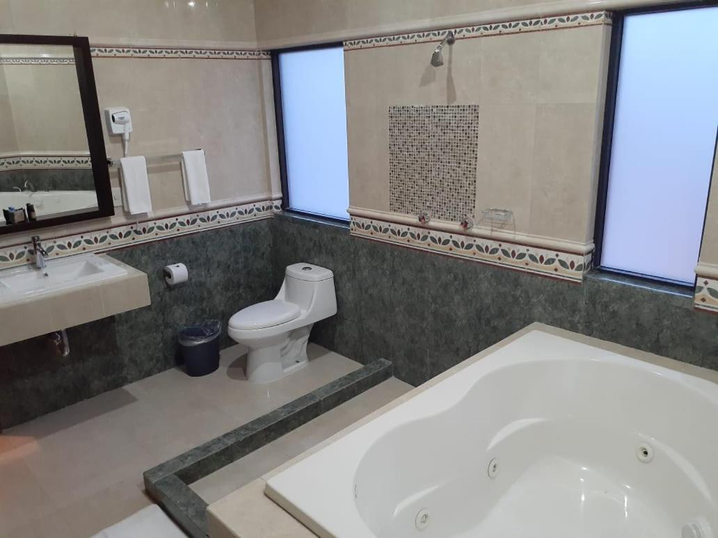 Hotel Candelero Yuriria Luaran gambar